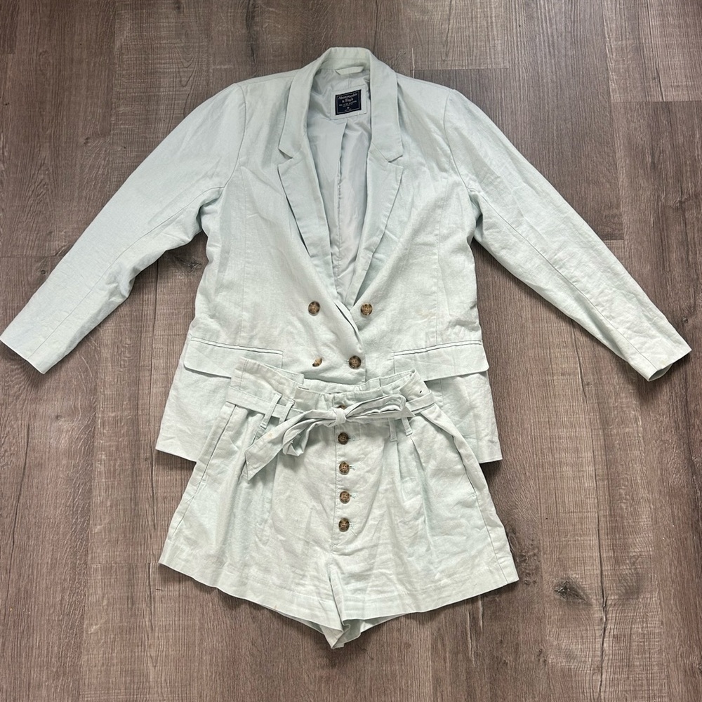 Abercrombie and Fitch Linen Light Turquoise /Mint Blazer and Paperbag Shorts Set